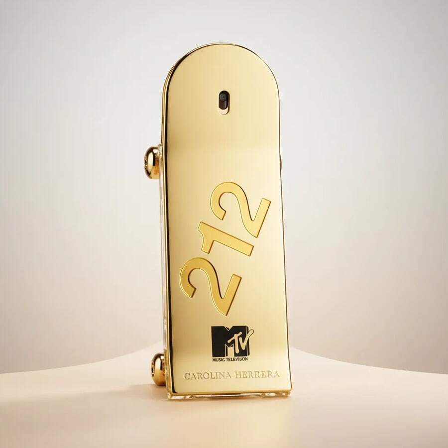 Carolina Herrera 212 Heroes