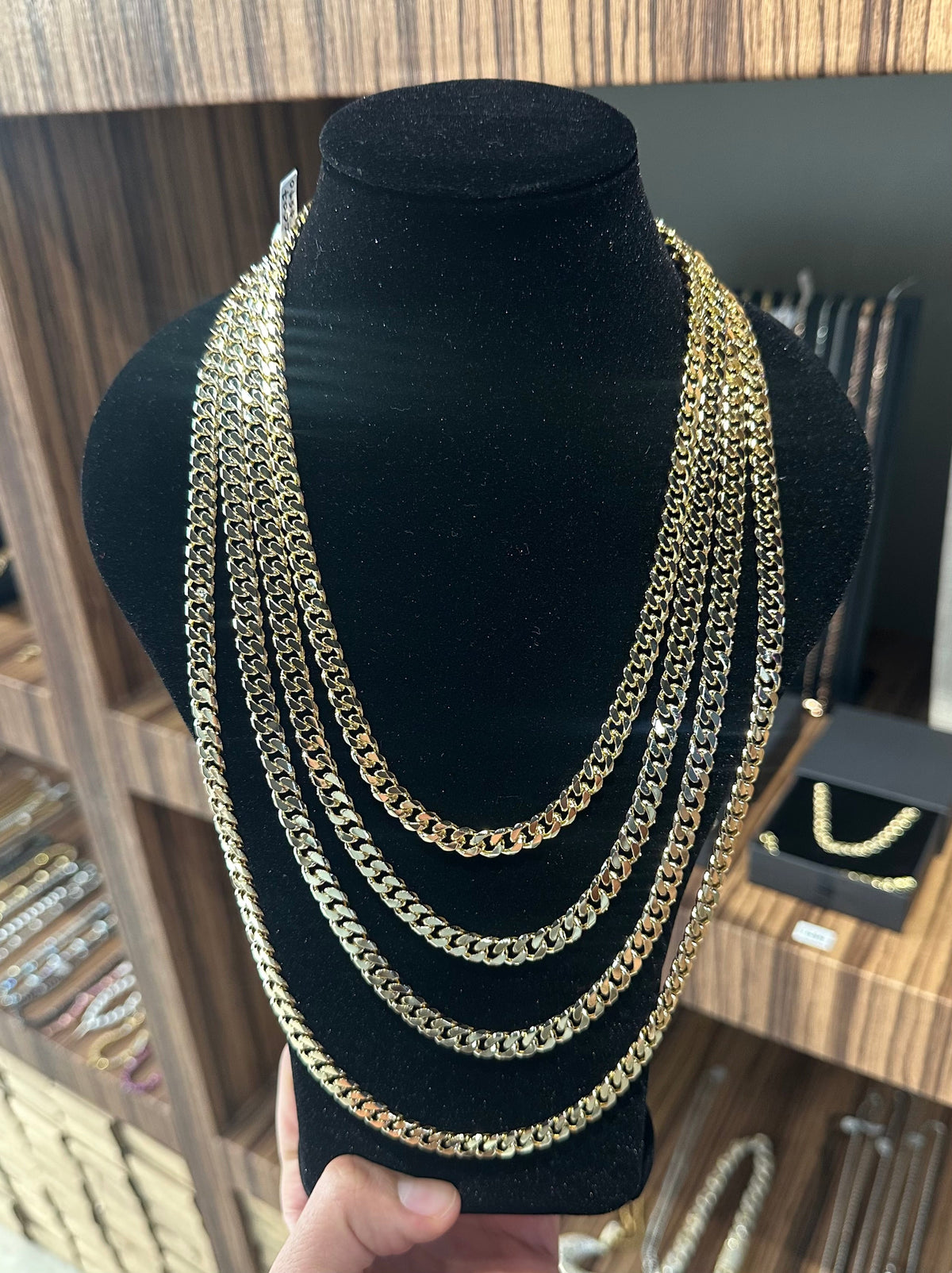 Cadena Cubana 7 mm Oro Laminado 18 K