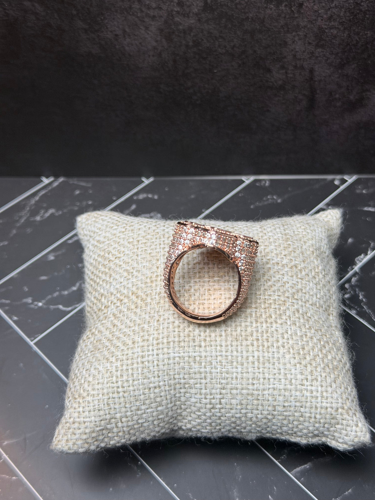 Anillo Cruz Zirconias
