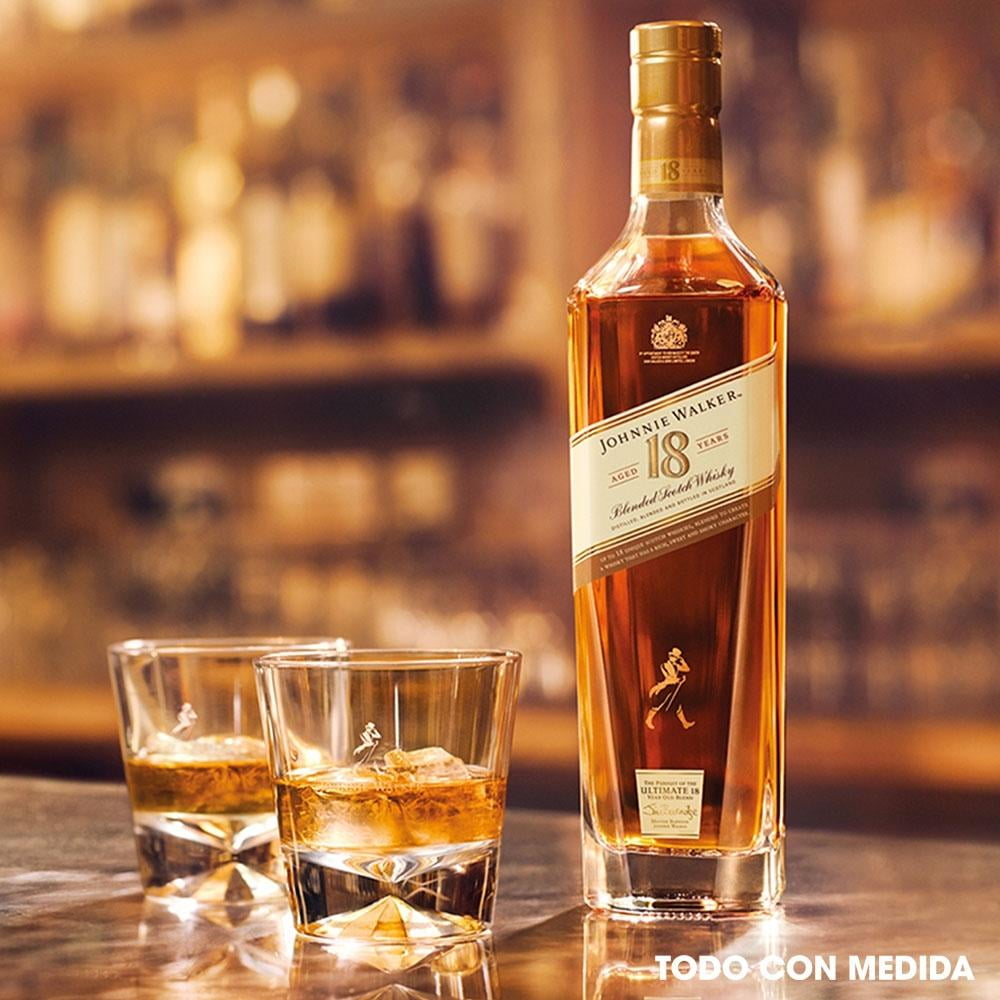 Whisky Johnnie Walker 18 Blended Scotch 750 ml