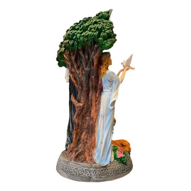 Triple Diosa Escultura De Resina 25cm De Altura Hecate Variado
