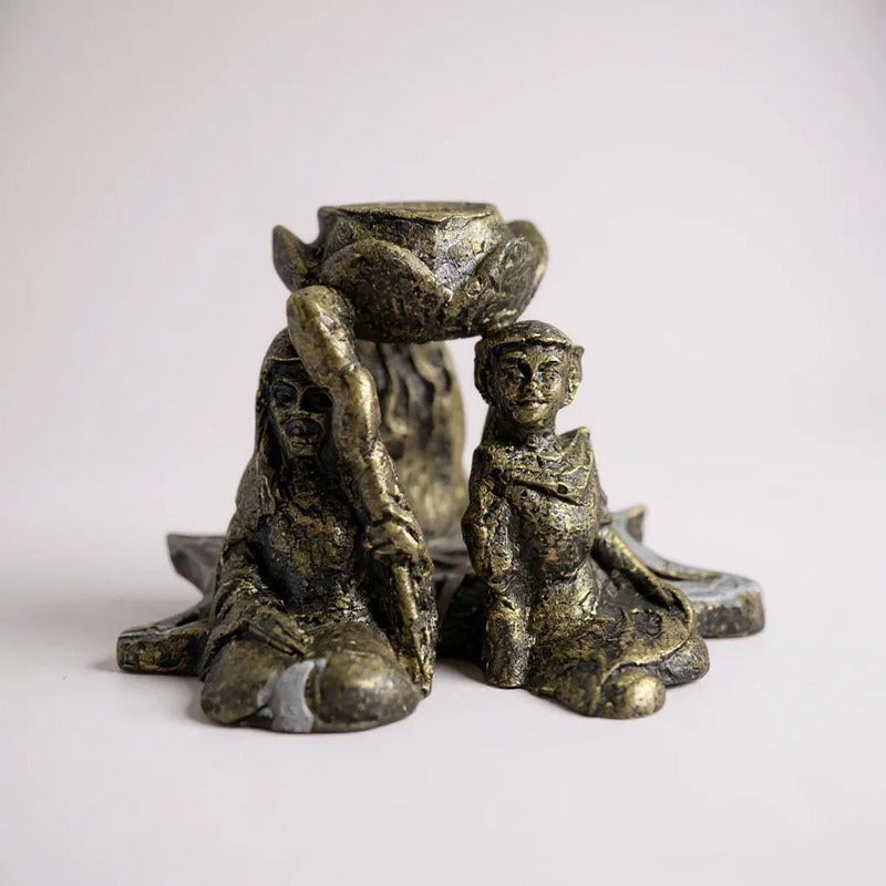 Triple Diosa Escultura De Resina Cascada De Humo 7cm Altura Oro Viejo
