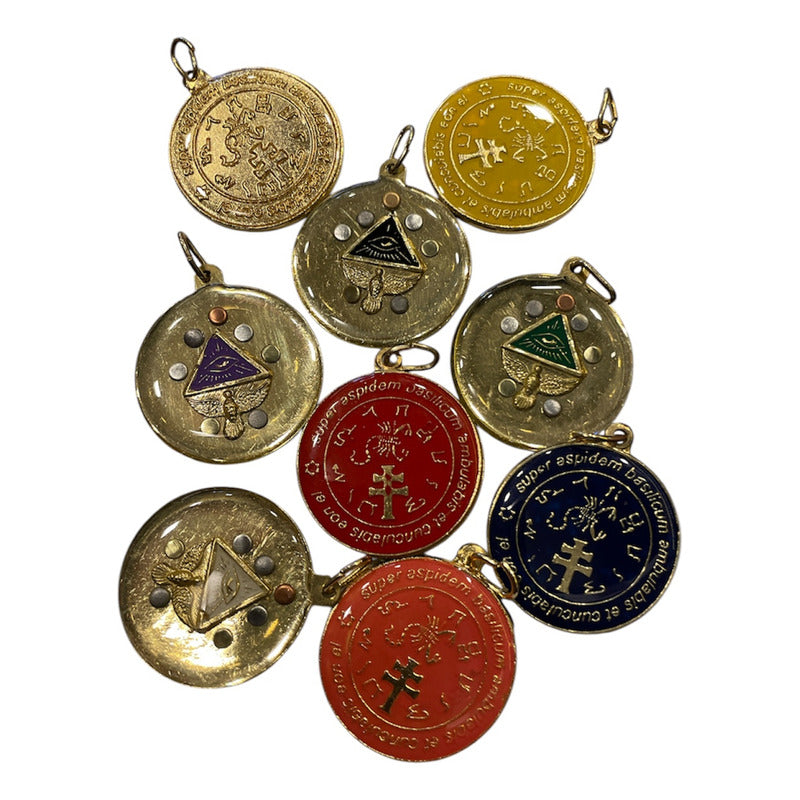 Exterminador Talisman Amulento Encapsulado Y Baño De Oro 3cm