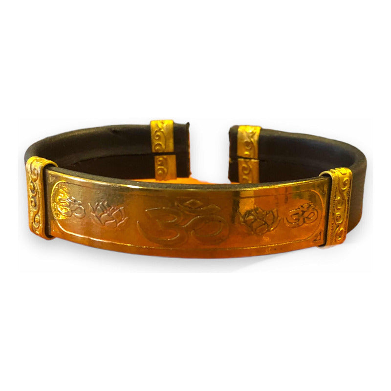 Brazalete Om Grabado Tipo Piel Om 12.7 Cm