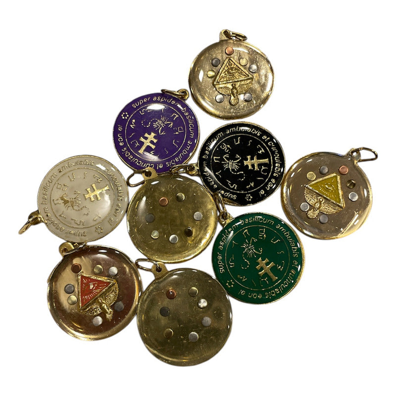 Exterminador Talisman Amulento Encapsulado Y Baño De Oro 3cm
