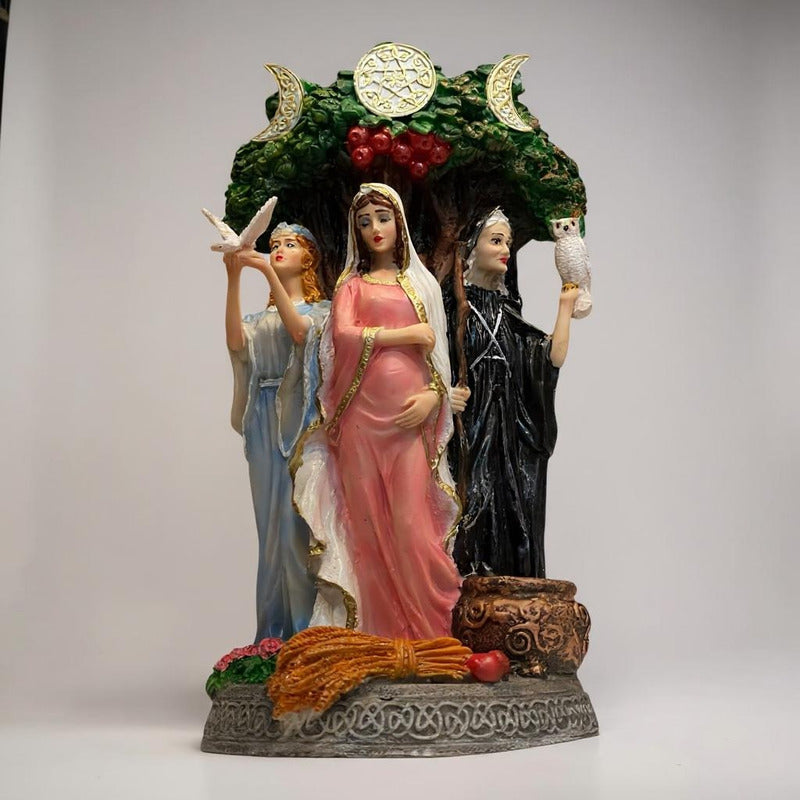Triple Diosa Escultura De Resina 25cm De Altura Hecate Variado