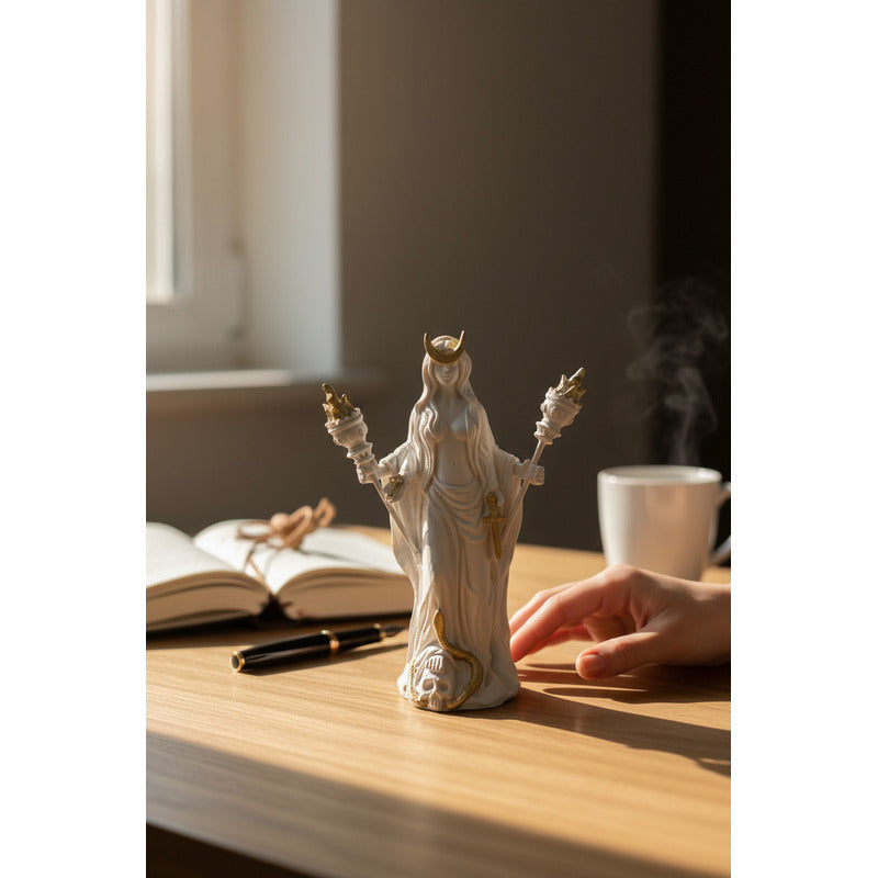 Hecate Escultura De Resina De 16 Cm De Alto