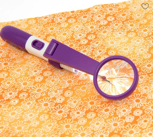 Descosedor de Costuras con Lámpara LED y lupa Dritz