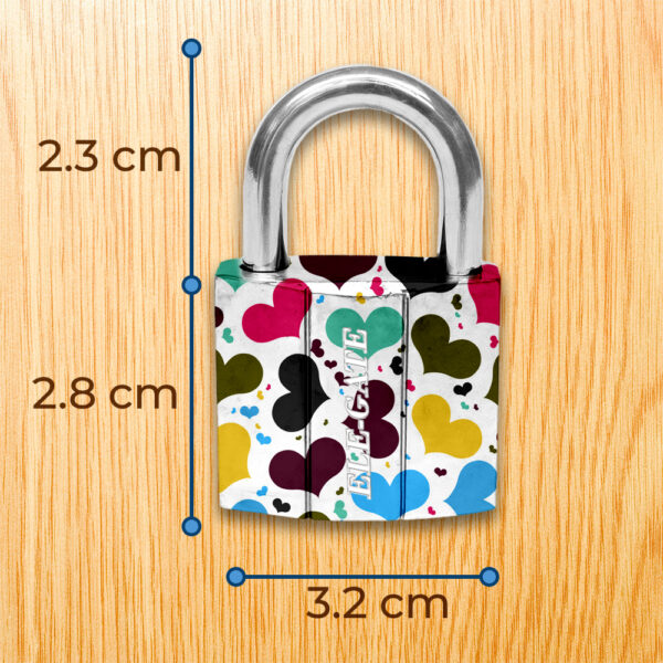 Candado De Hierro De 32Mm Blanco Con Estampado De Corazones