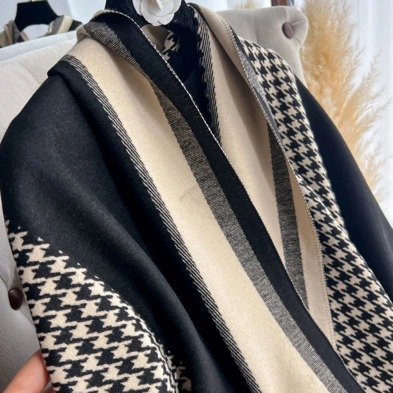 Chal Cuadrado Grande de Alta Gama para Mujer