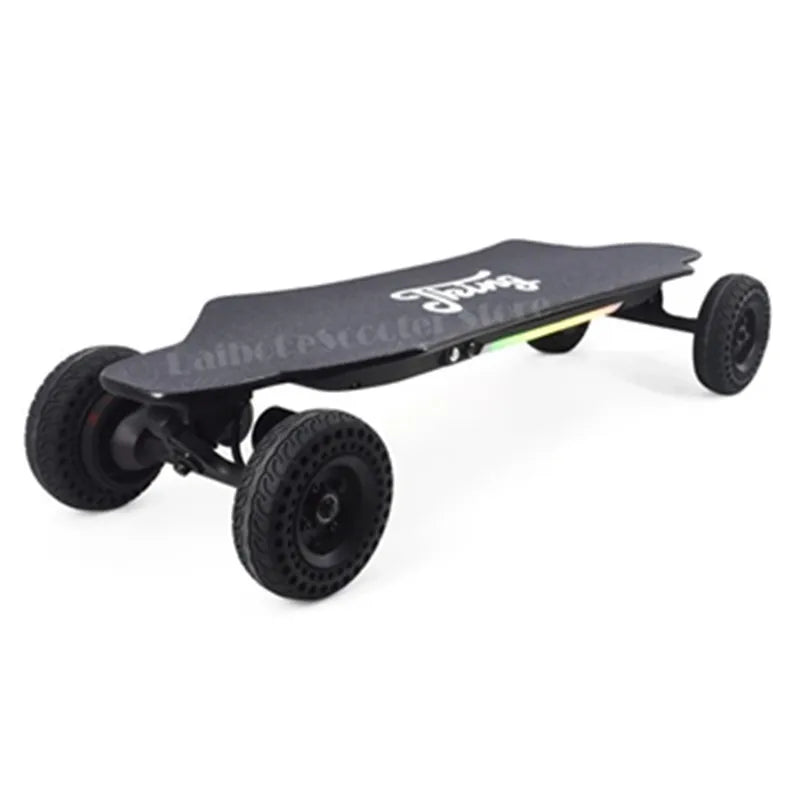 Patinete eléctrico de cuatro ruedas