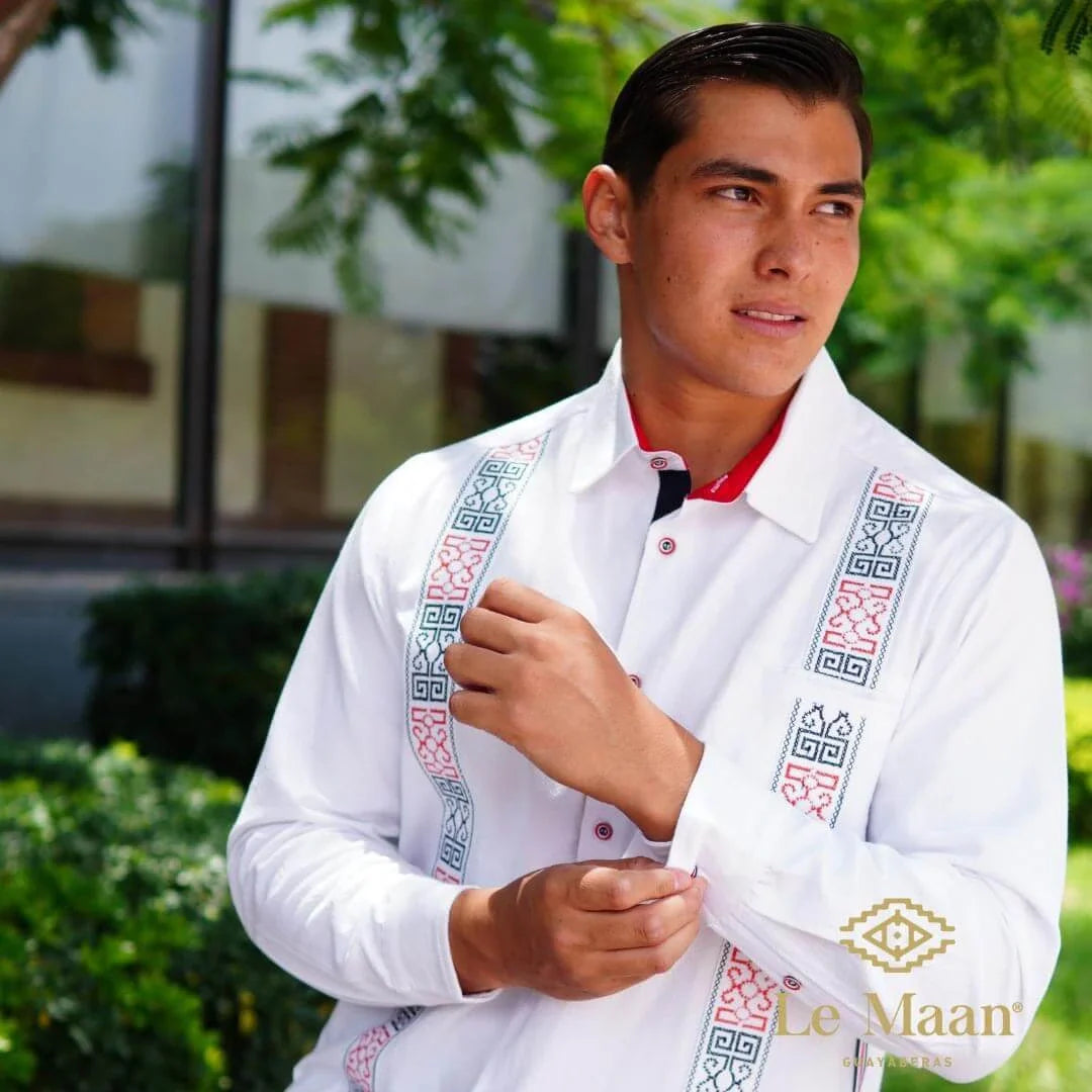 Camisa Guayabera Blanca Manga Larga Bordada TMY