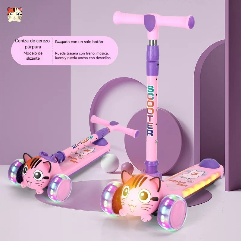 Patinete infantil con diseño cartoon,