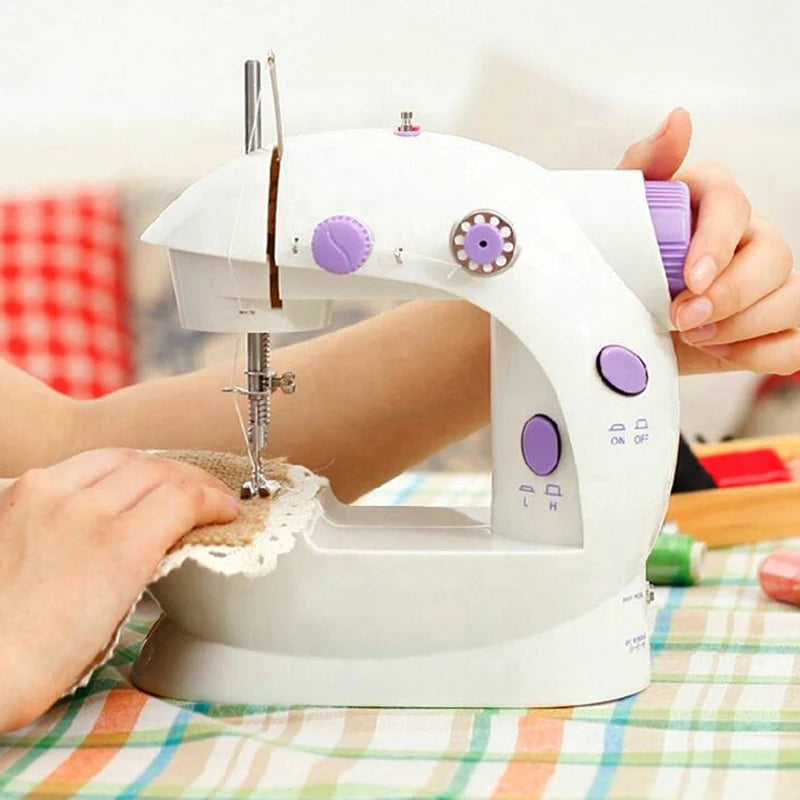 máquina de coser pequeña