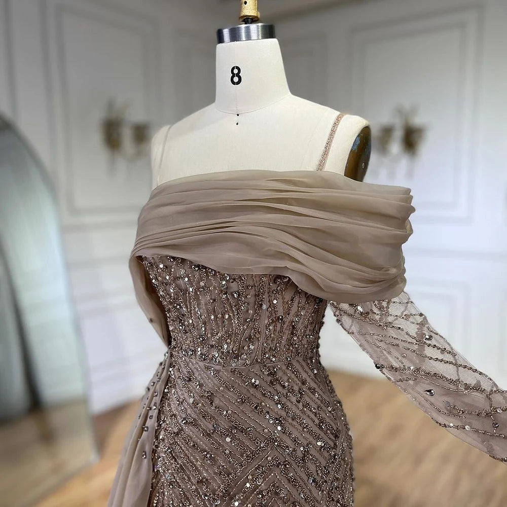 vestidos de noche de un hombro, sirena azul, perlas