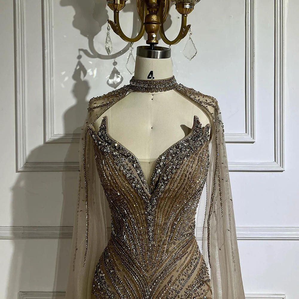 vestidos de noche de sirena con plumas