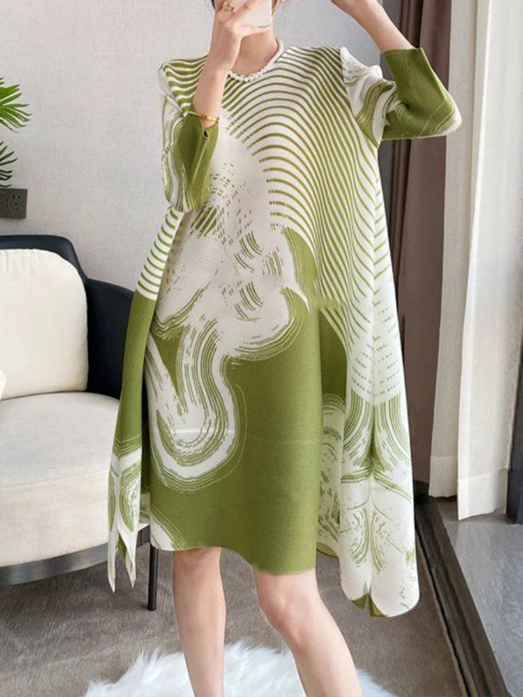 Vestido estampado plisado para ocasiones formales,