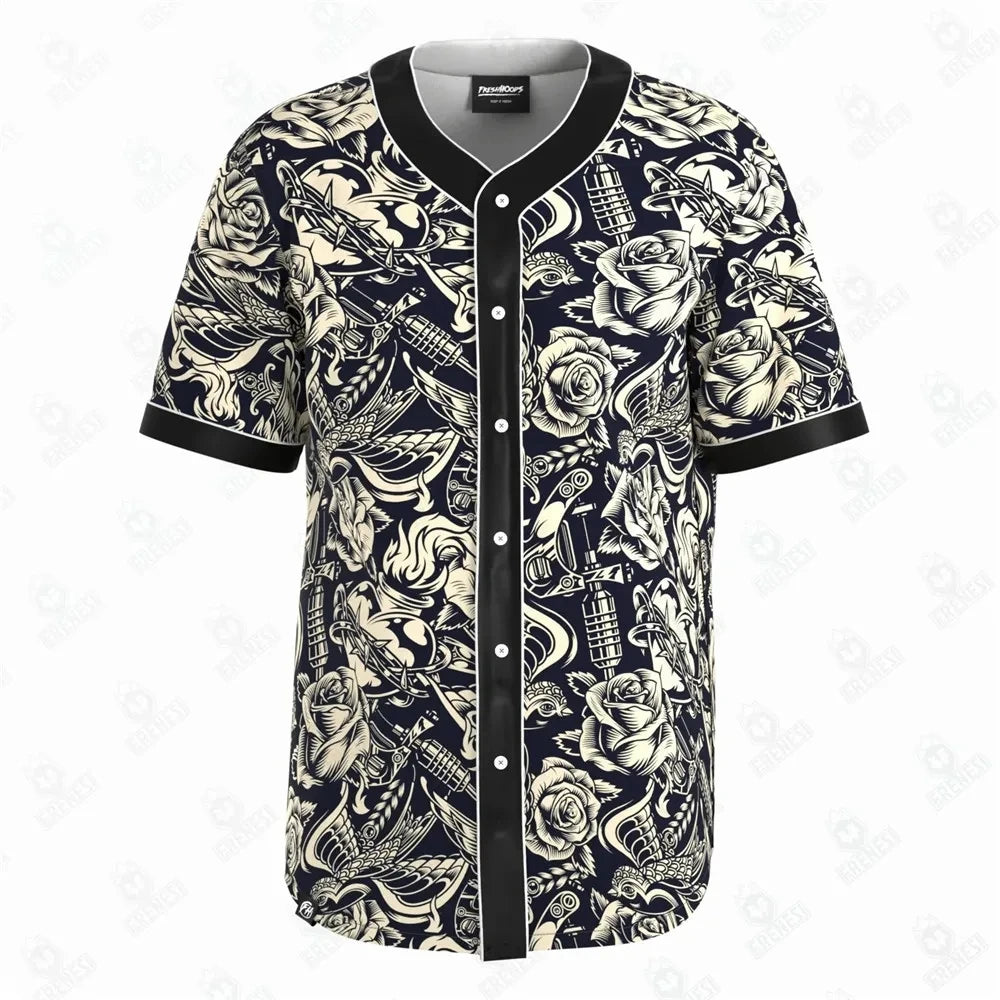 Camiseta de béisbol con patrón de tatuaje