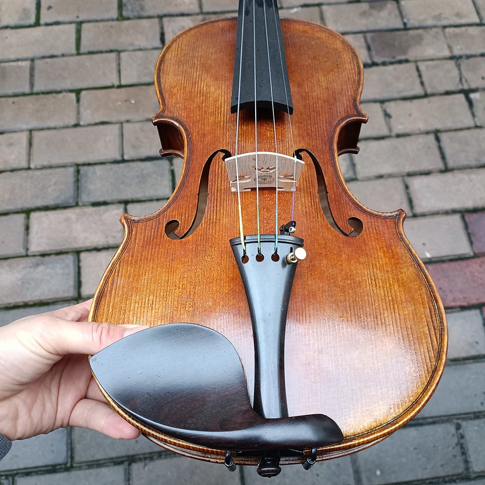 Más de 30 años de violín de abeto europeo