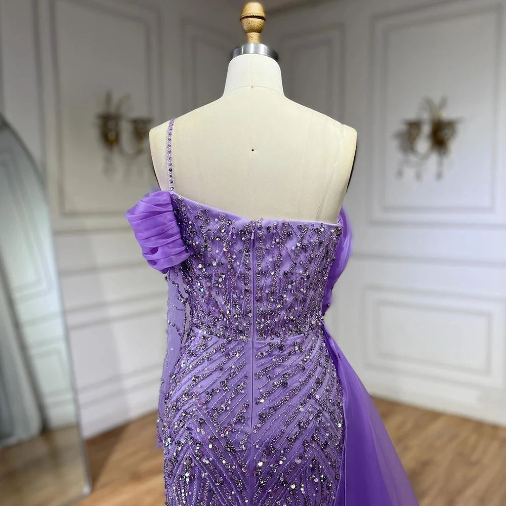 vestidos de noche de un hombro, sirena azul, perlas