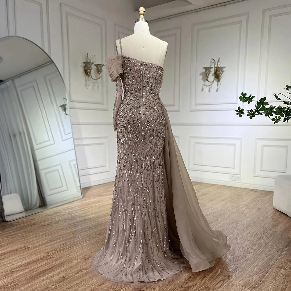 vestidos de noche de un hombro, sirena azul, perlas