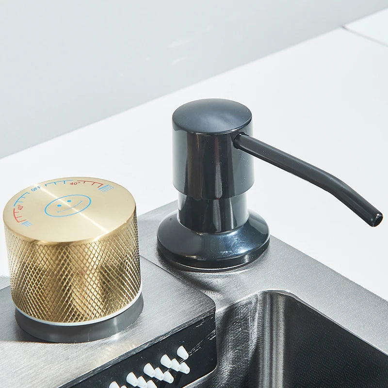 Fregadero de cocina de un solo ranura con grifo