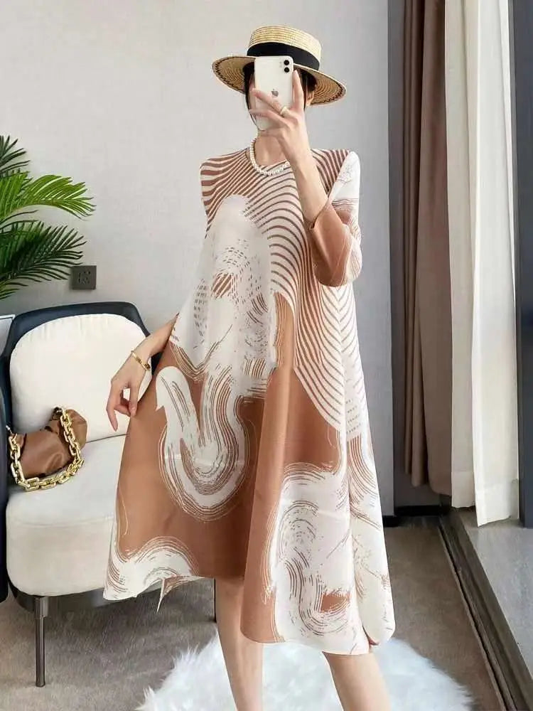 Vestido estampado plisado para ocasiones formales,