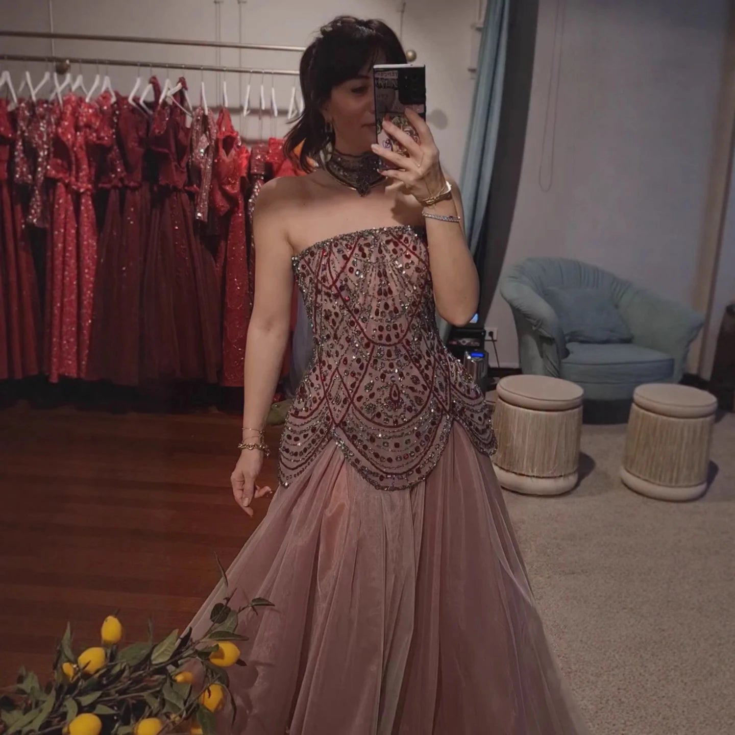 Vestido rojo vino árabe,