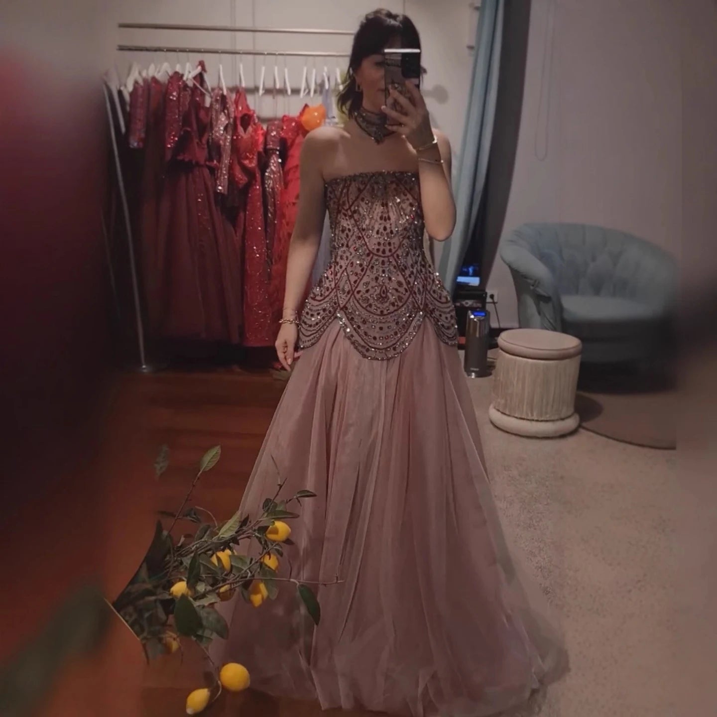 Vestido rojo vino árabe,