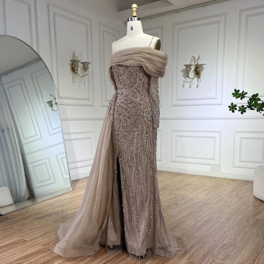 vestidos de noche de un hombro, sirena azul, perlas