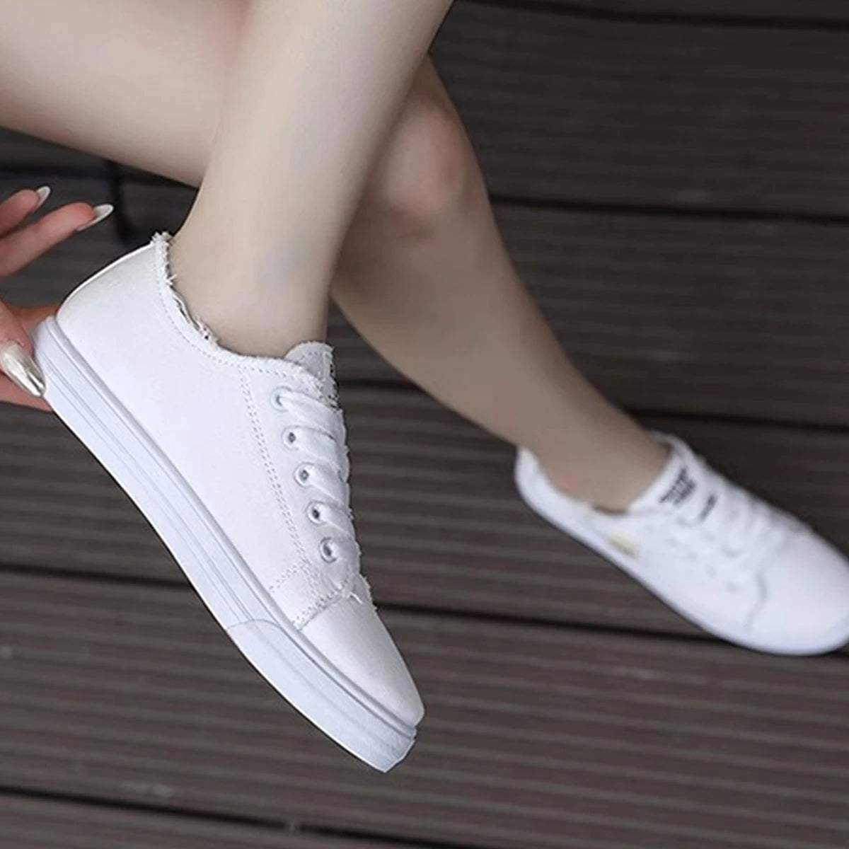 Zapatos de mujer  resistentes al desgaste.