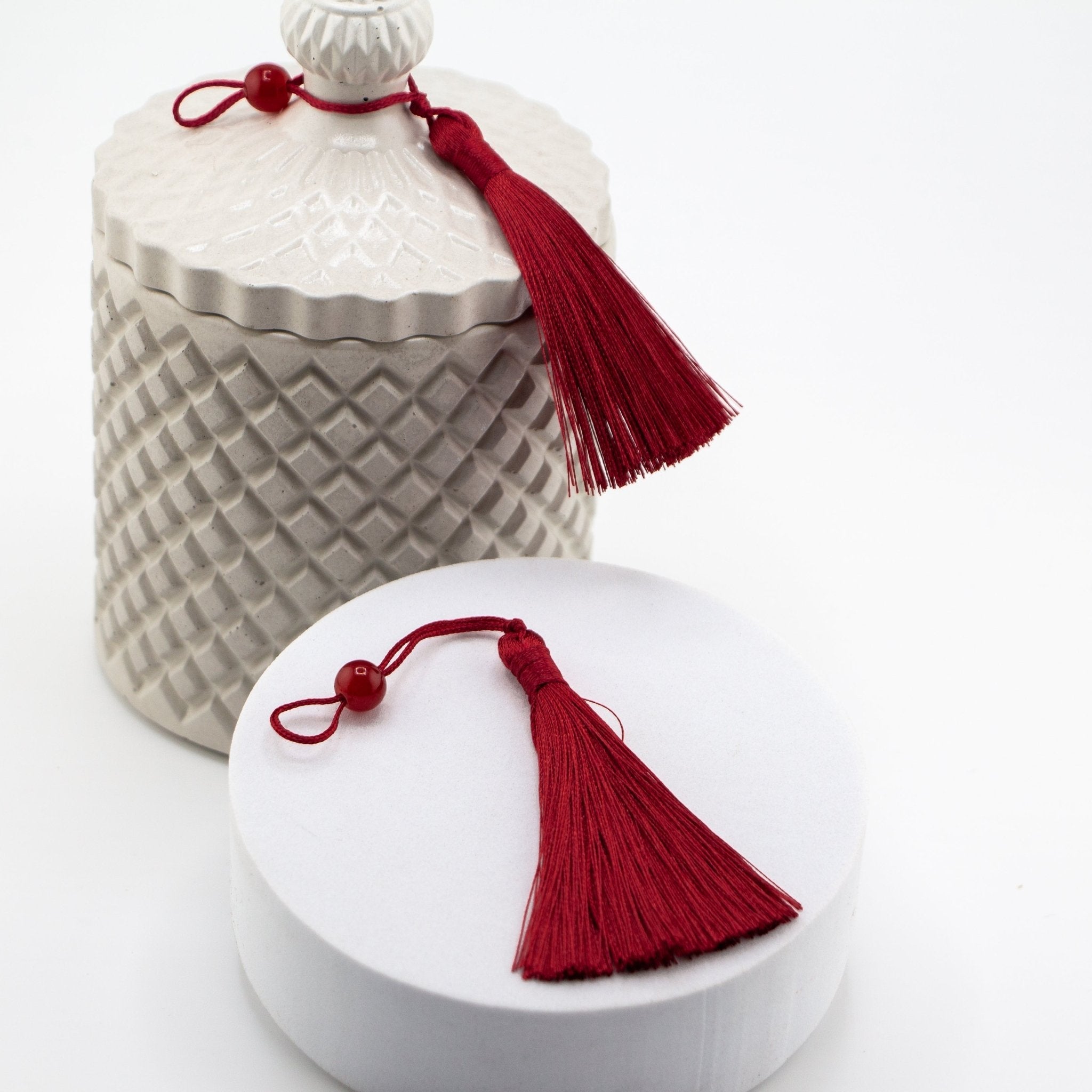 Borlas Chicas Decorativas - Rojo Tinto - Celeste para Velas – Tassels de Seda con Cuentas | Accesorios para Vasos de Velas de Lujo