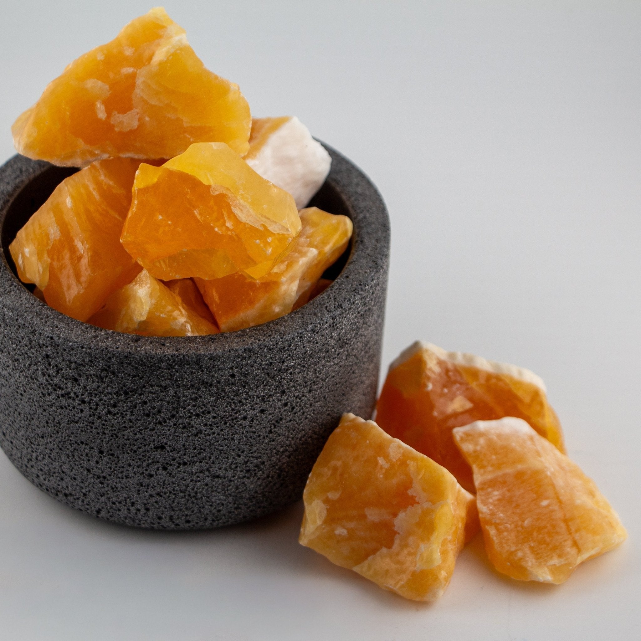 Calcita Naranja en Bruto – Piedra Preciosa de la Creatividad y la Vitalidad para Velas y Decoración