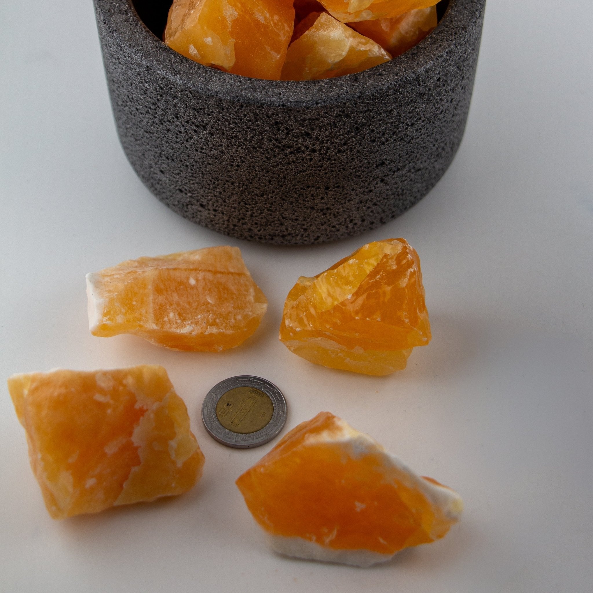 Calcita Naranja en Bruto – Piedra Preciosa de la Creatividad y la Vitalidad para Velas y Decoración