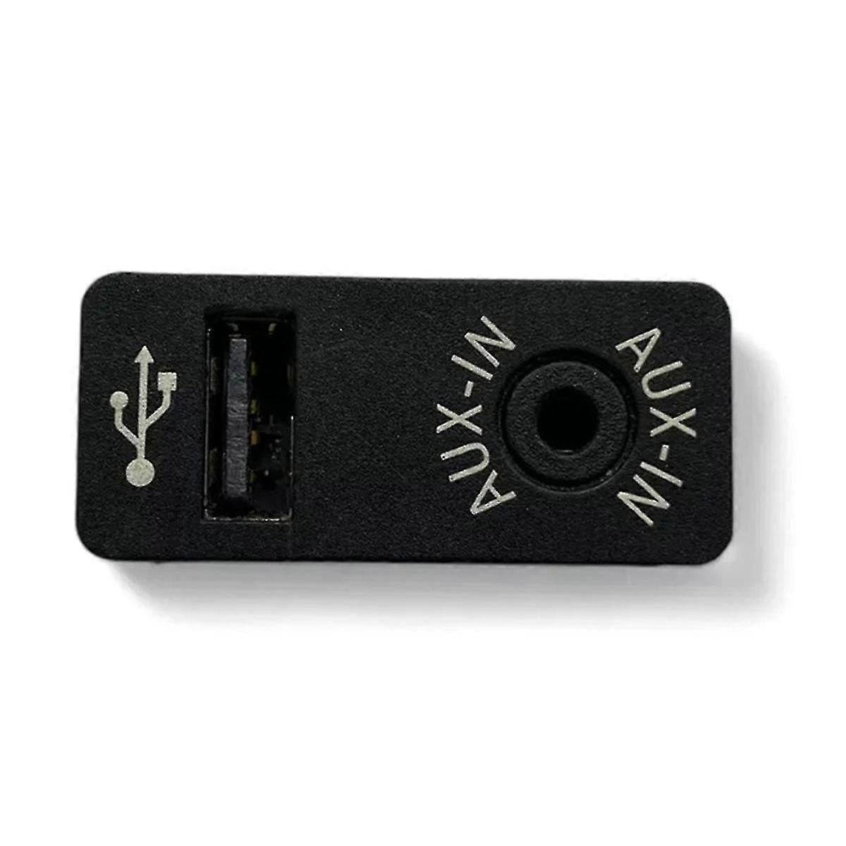 AUX Audio Jack USB
