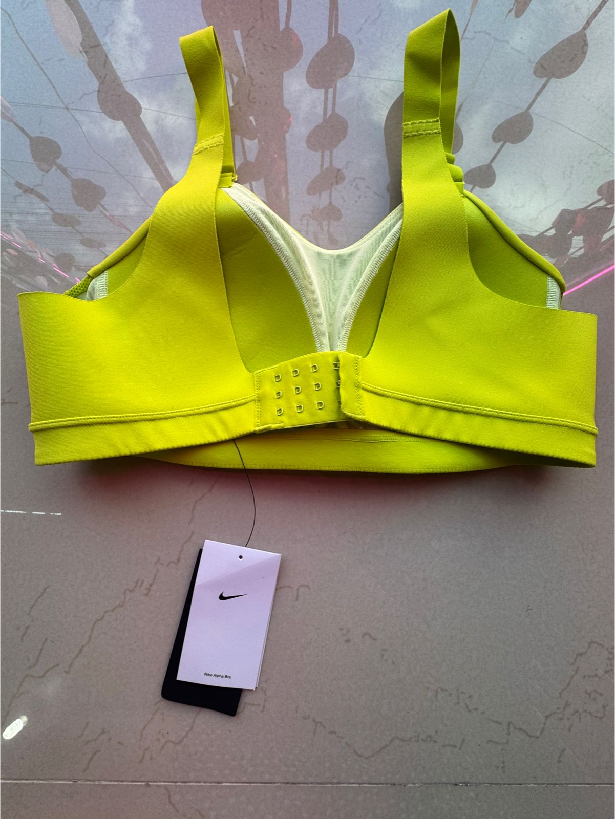 Nike Swoosh Bra Dri-FIT para mujer