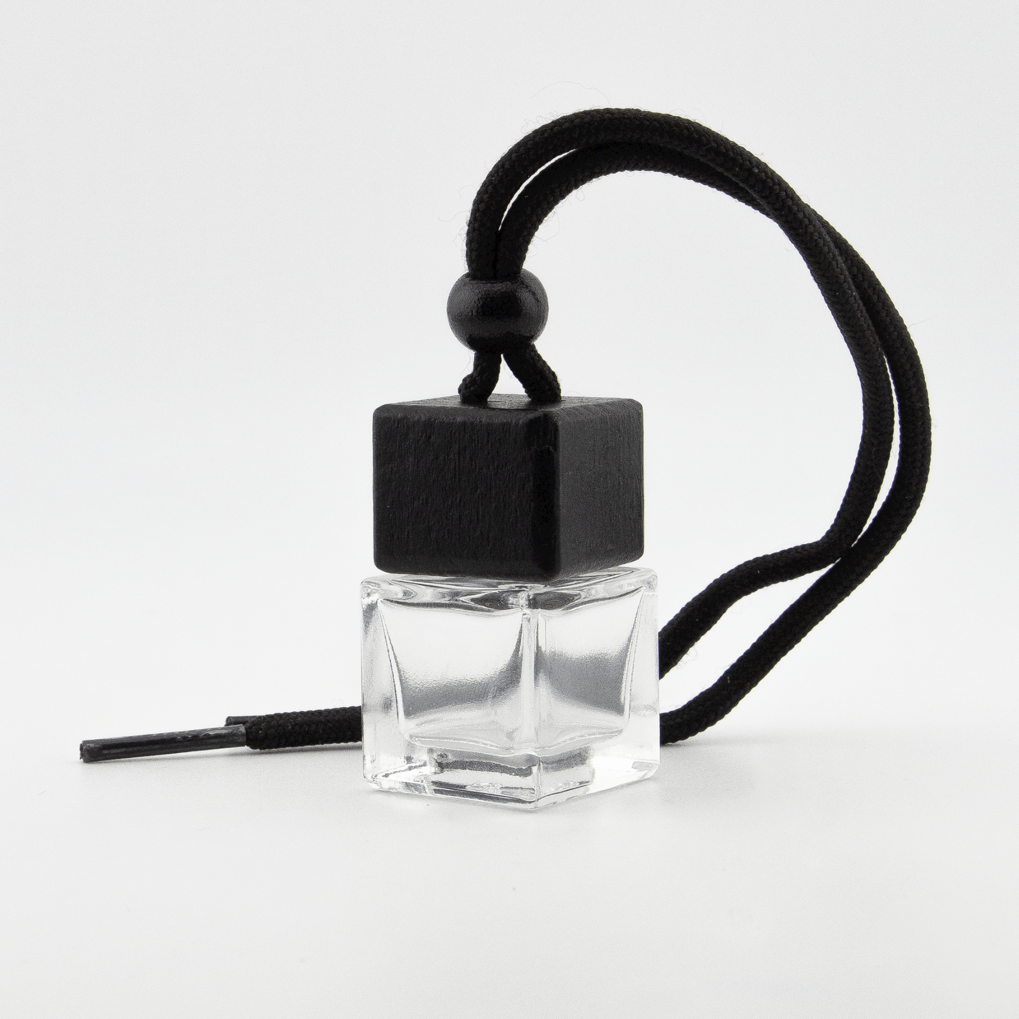 Difusor Aromático / Aromatizante para Auto / Carro – Frasco Colgante Recargable de Vidrio y Madera Tapa Cuadrada - 8ml
