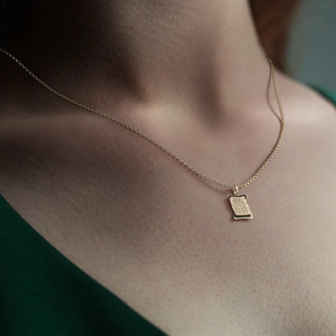 Dije de Oro 14K Medalla Religiosa Sagrado Caliz| Dije Oro Italiano 12mm | Joyería Fina