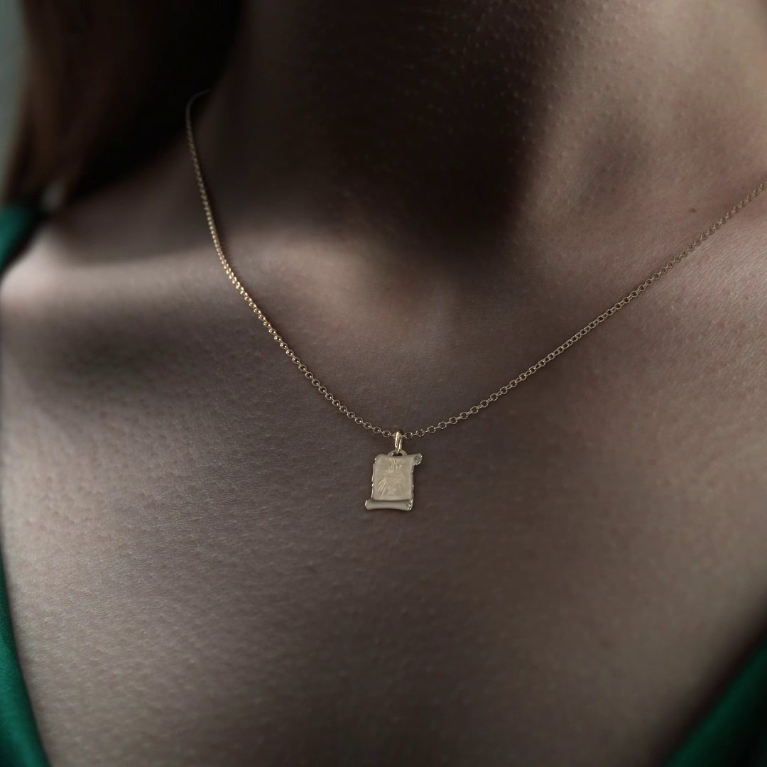 Dije de Oro 14K Medalla Religiosa Sagrado Caliz| Dije Oro Italiano 12mm | Joyería Fina