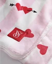 Victorias Secret Frazada San Valentin 2025