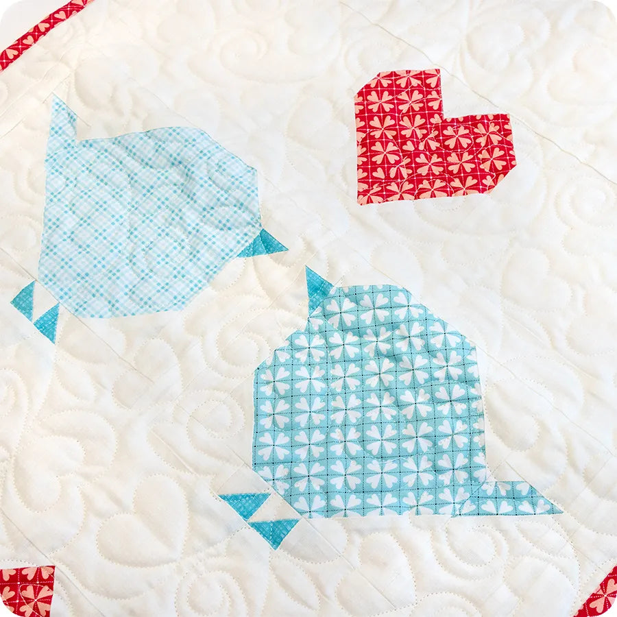 Kit de Camino de Mesa de Pajaritos y Corazones azul, rojo y blanco 46 x 140 cm