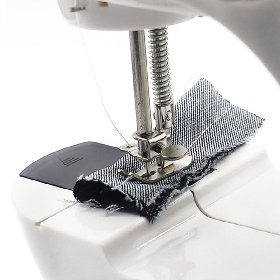 Mini máquina de coser
