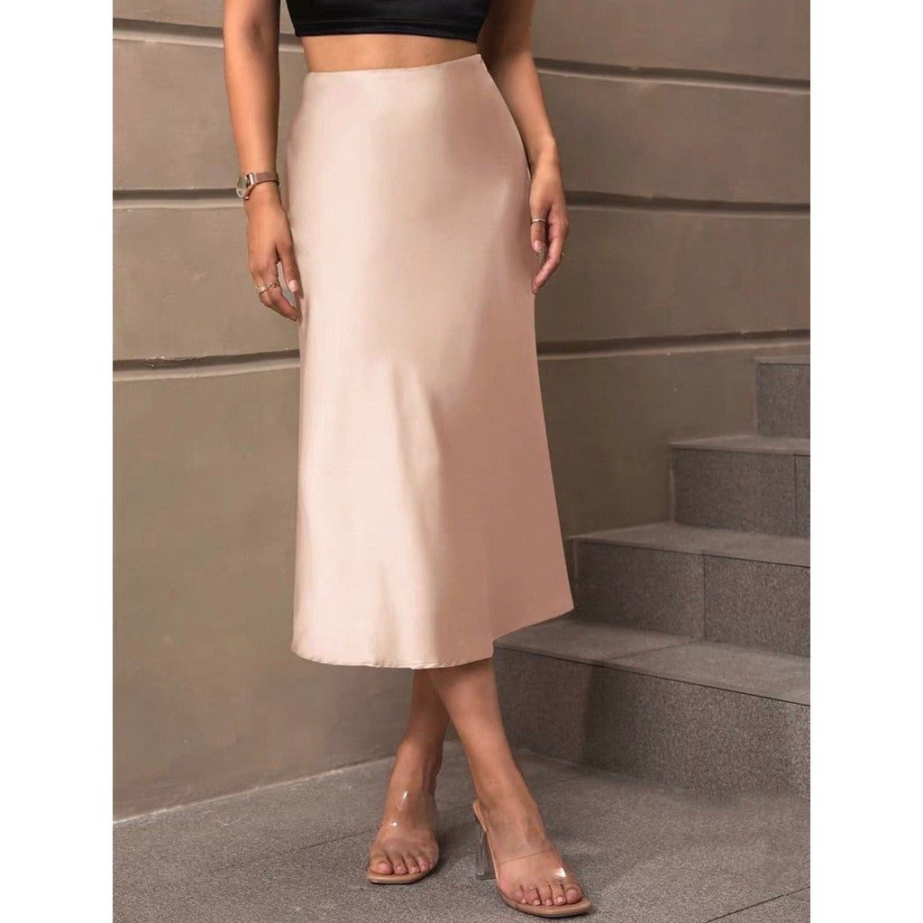 Falda Midi Satinada Negra
