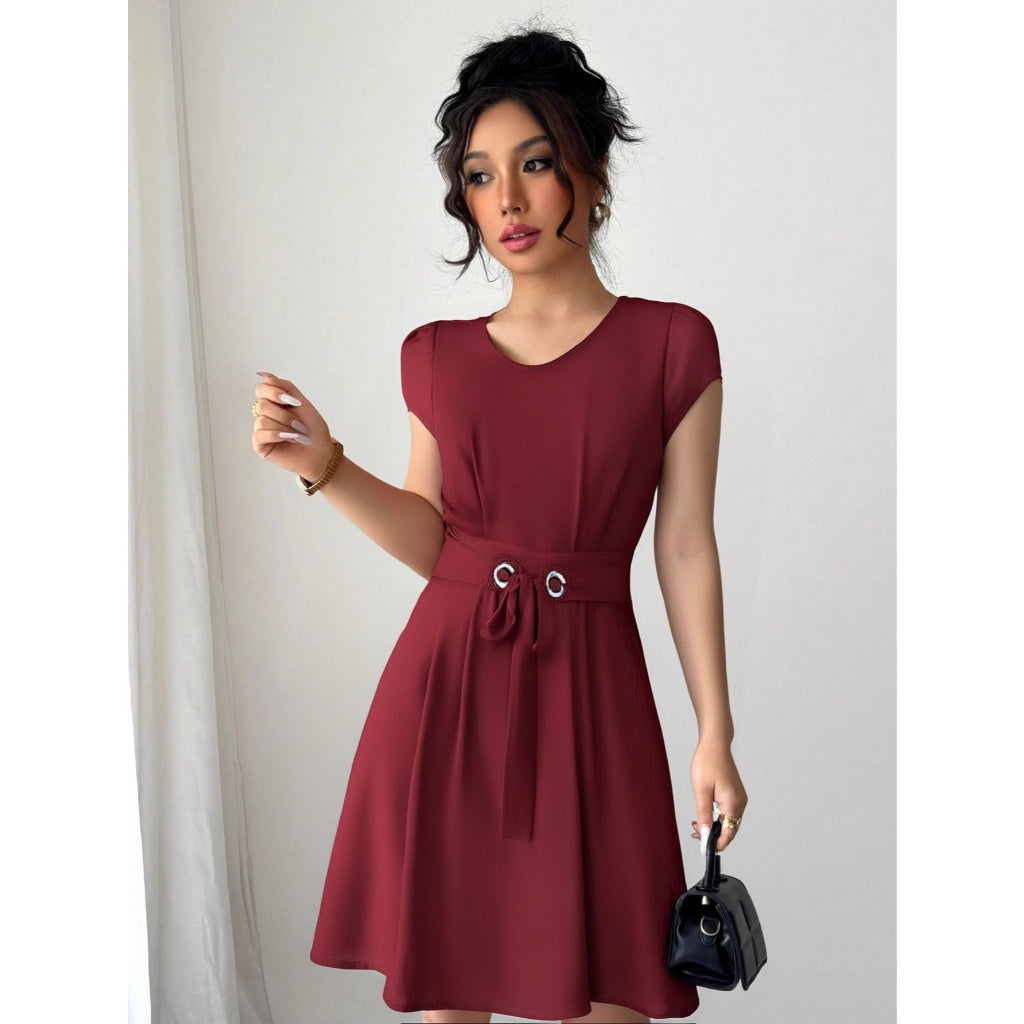Vestido Largo De Talla Grande Con Tirantes De Color Liso Y Botones, Limpio Y Elegante.