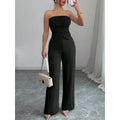 Conjunto de top elegante y pantalón largo, look minimalista de oficina, con top satinado