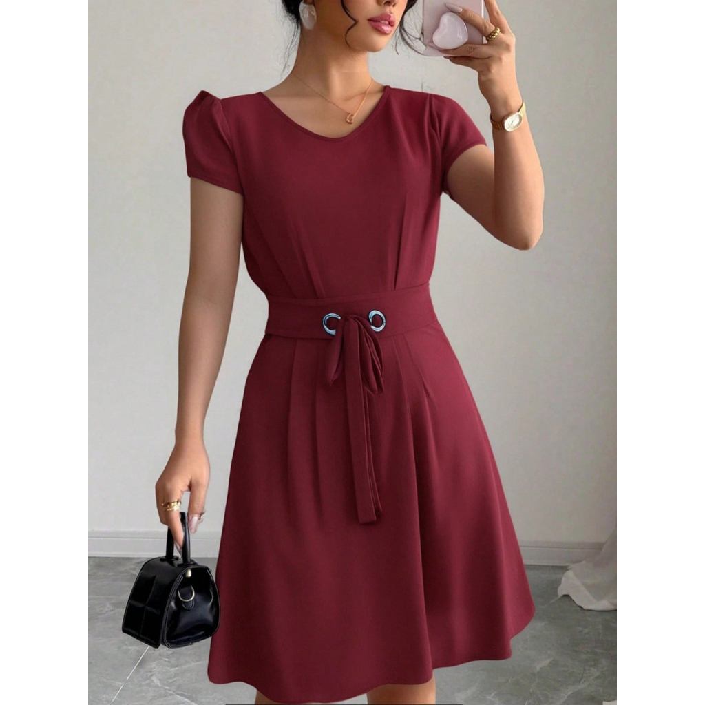 Vestido Largo De Talla Grande Con Tirantes De Color Liso Y Botones, Limpio Y Elegante.