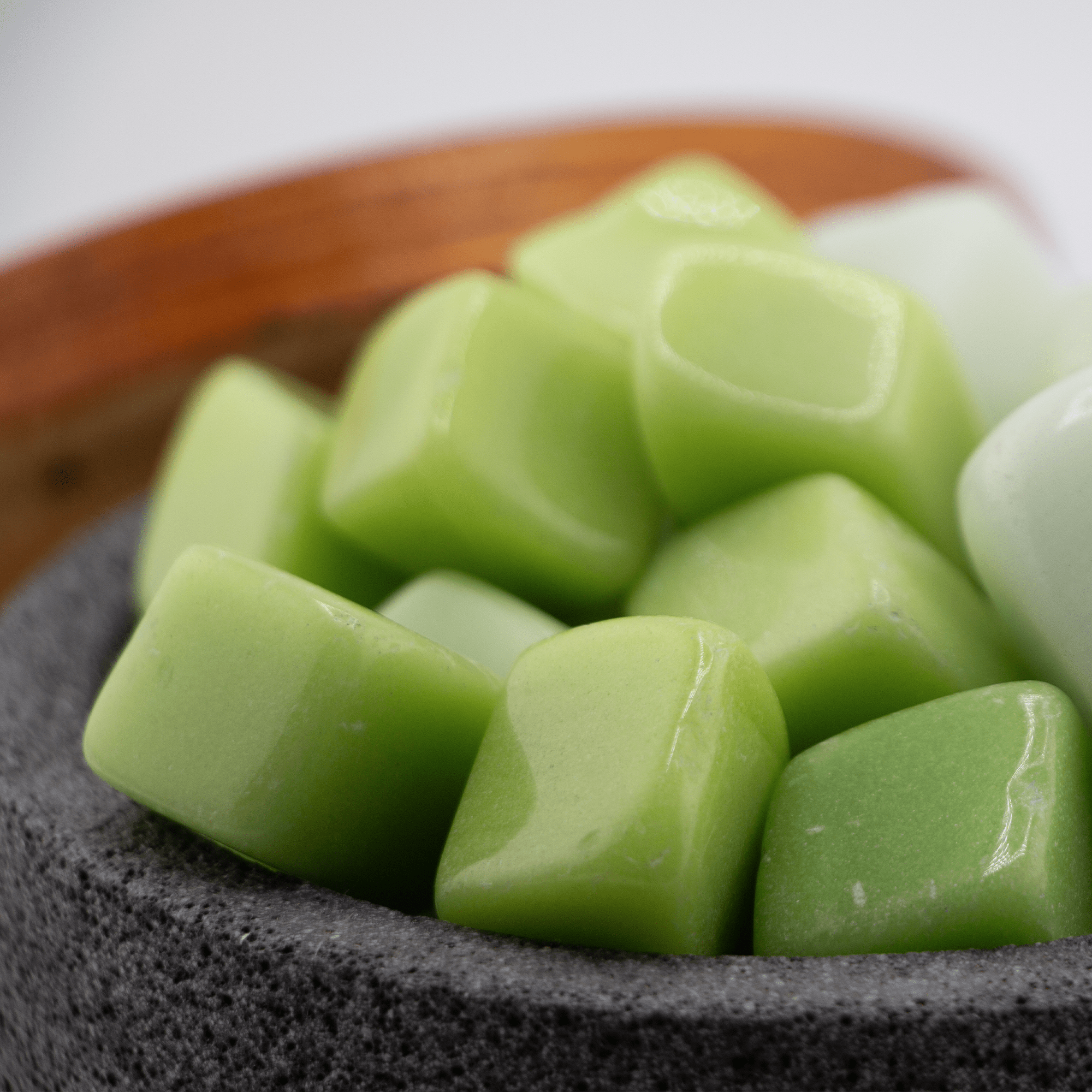 Piedras Petralux Luminiscentes Tipo Cuarzo – Piedra Preciosa Verde de Luz y Creatividad para Velas y Decoración