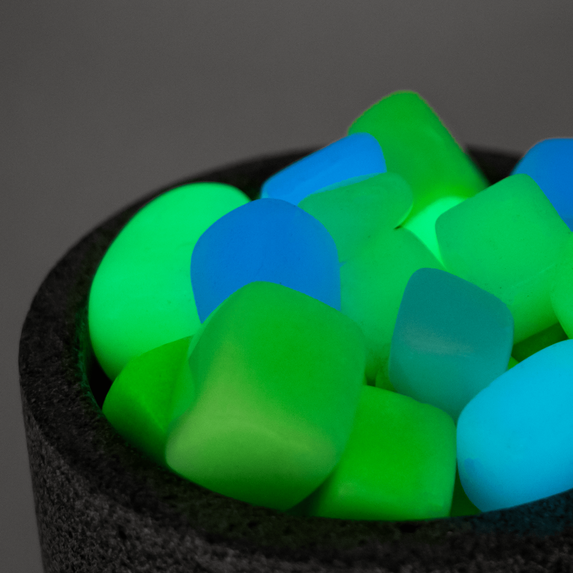 Piedras Petralux Luminiscentes Tipo Cuarzo – Piedra Preciosa Verde de Luz y Creatividad para Velas y Decoración