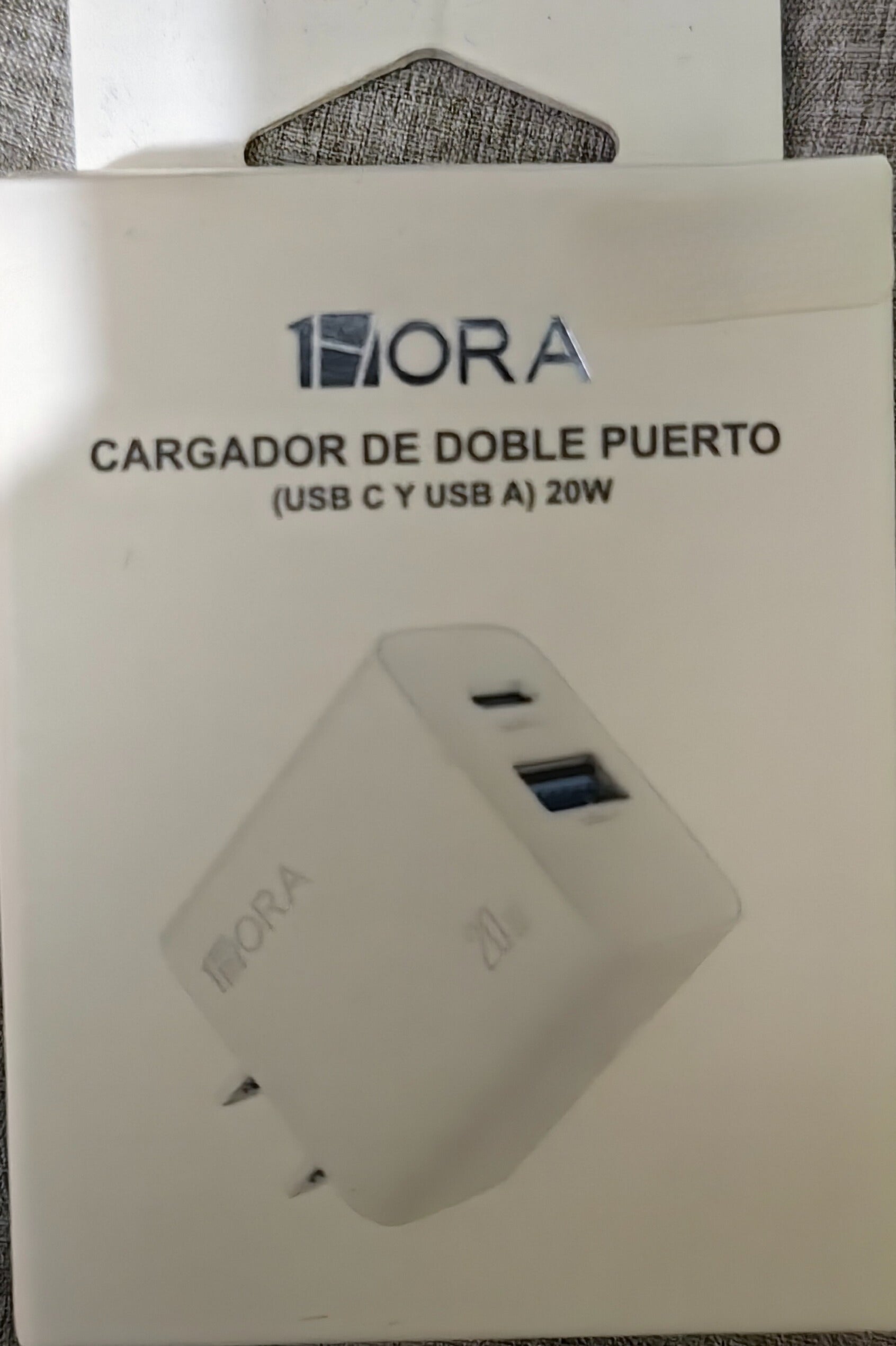 GAR161 - Cargador De Doble Puerto (USB "C" y "A") 20W 1Hora