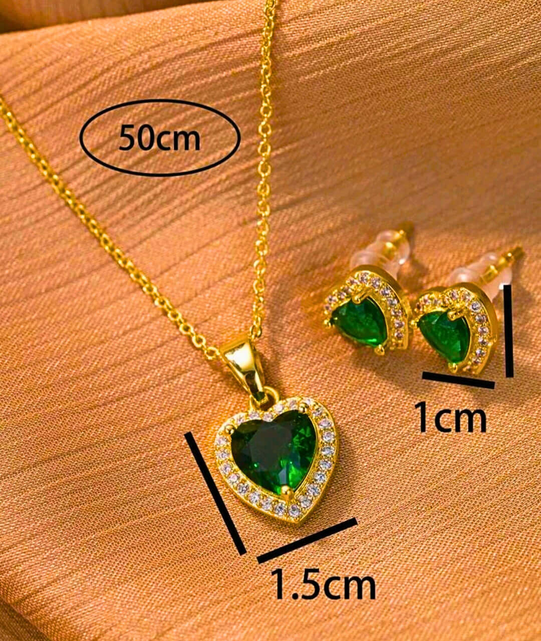 NEC0035 - Collar y Aretes Acero Inoxidable Corazón Circonita Verde Chapa Oro 10k Calenbi
